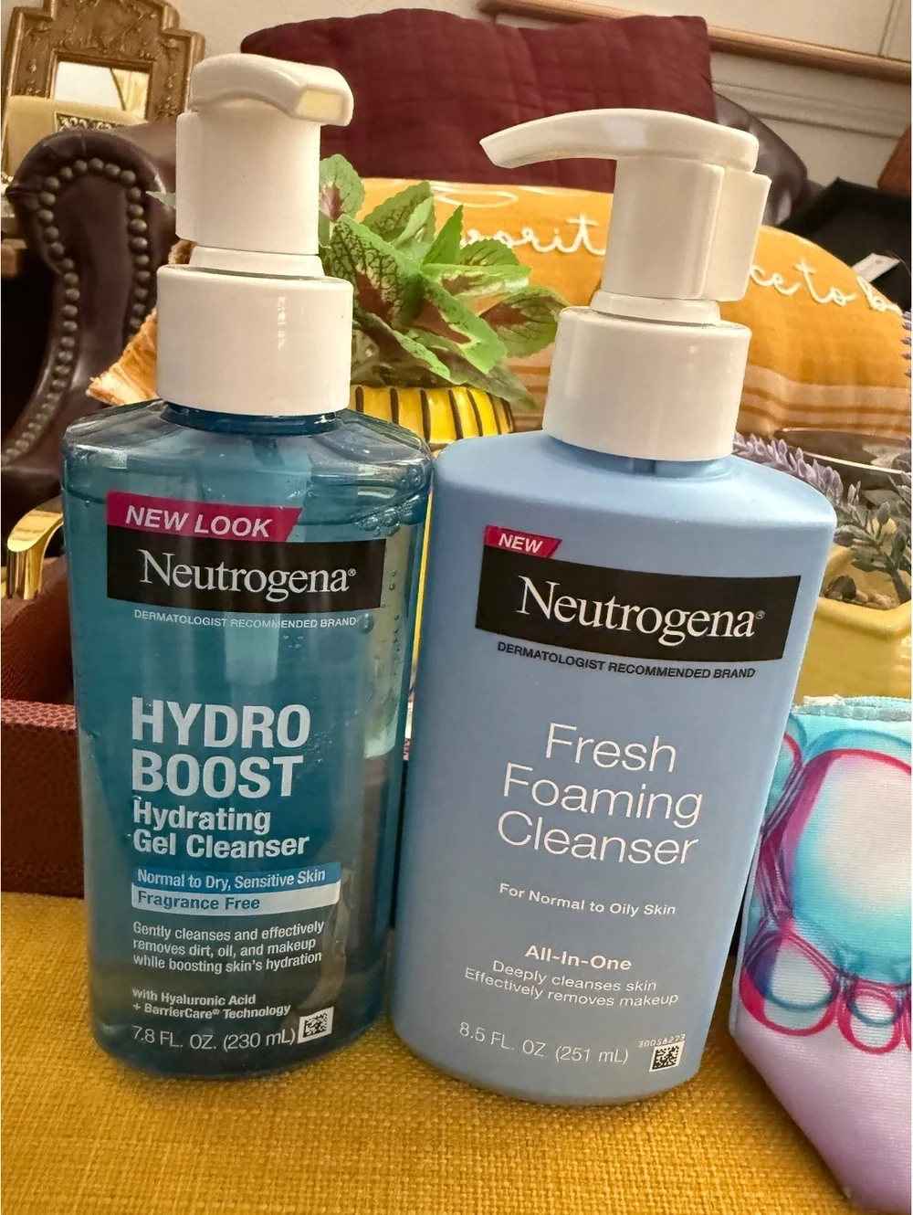 Neutrogena brand new bundle of three Clinique facial clean